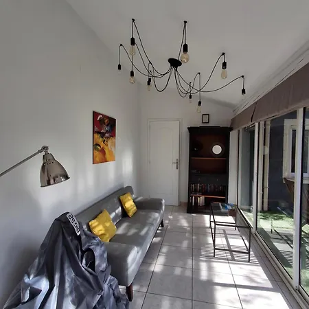 Nyaraló Maison Independante Avec Piscine Privative Pres De La La Garde