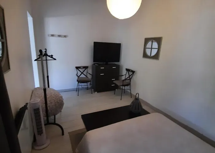 Nyaraló Maison Independante Avec Piscine Privative Pres De La *