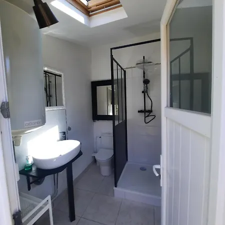 Hébergement de vacances Maisonnette Charmante Avec Piscine Privative