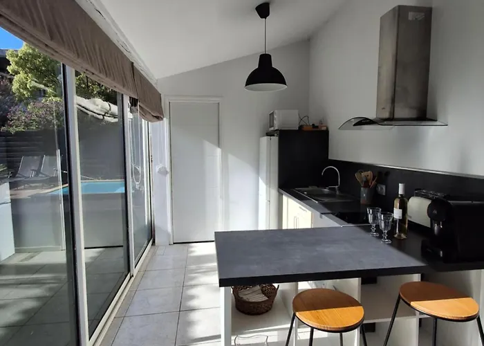 Maison Independante Avec Piscine Privative Pres De La 別荘